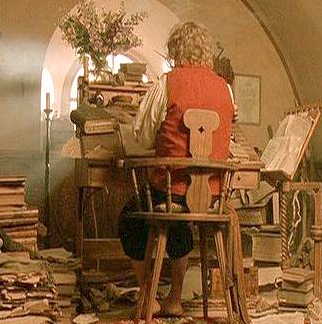 [http://www.quintessentialwebsites.com/lordoftherings/home/index.htm]